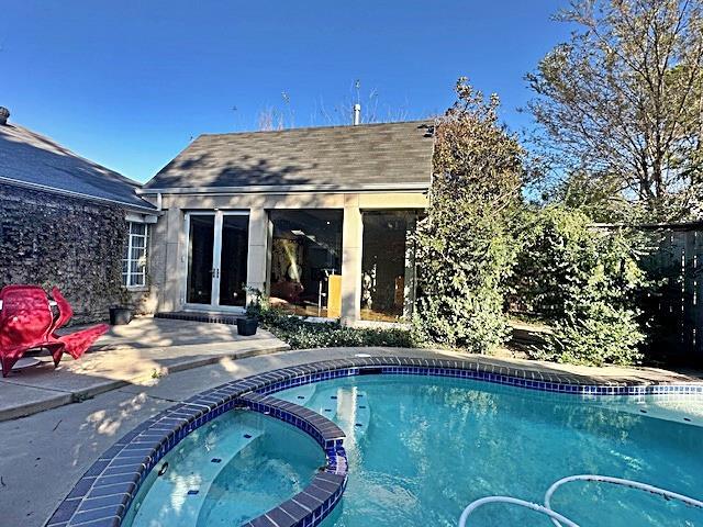 Building Photo - 1710 Dorchester Dr