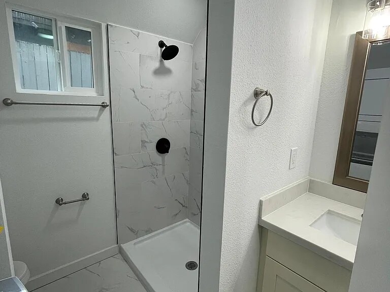 Building Photo - 3730 SW 99th St