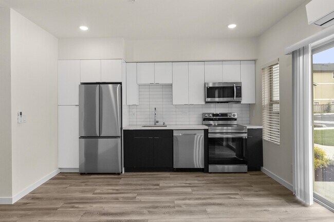 Interior Photo - Heron Heights