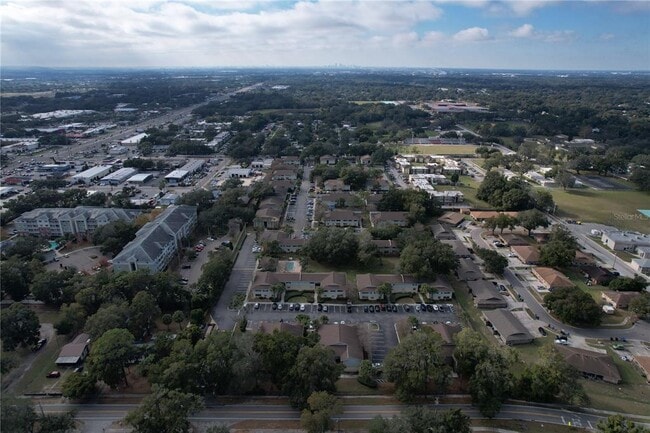 Building Photo - 222 Red Maple Pl