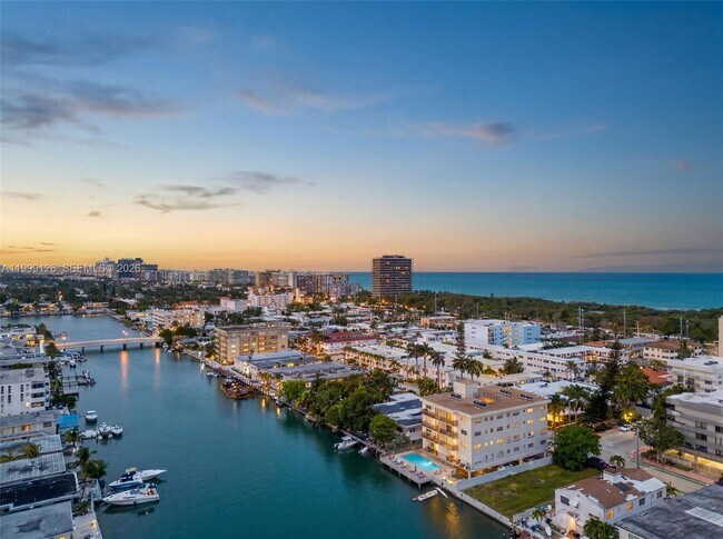 Building Photo - 8250 Byron Ave