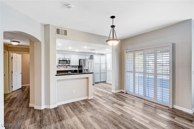 Building Photo - 11850 Tevare Ln