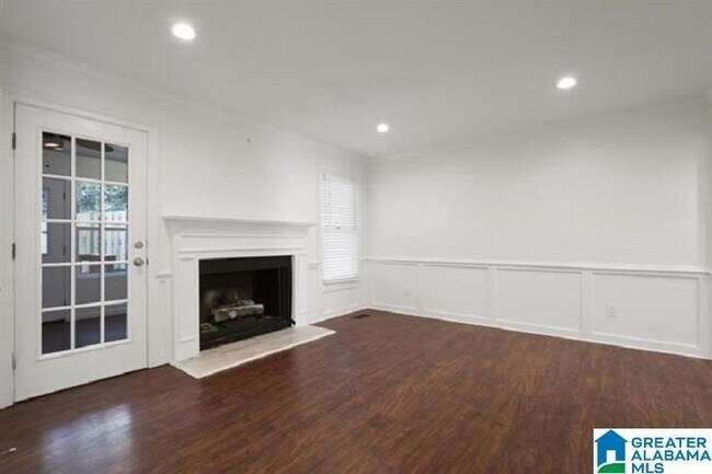 Building Photo - 2106 Montreat Pkwy