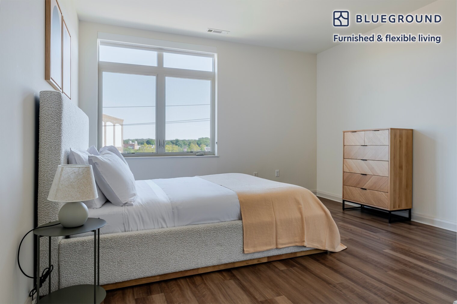 Building Photo - 36 River St