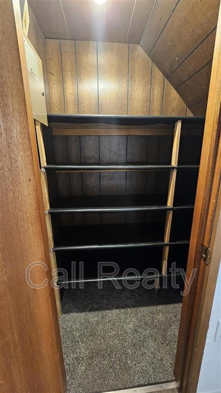 Building Photo - 12019 E Valleyway Ave