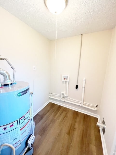 Building Photo - 2656 Calbert Dr