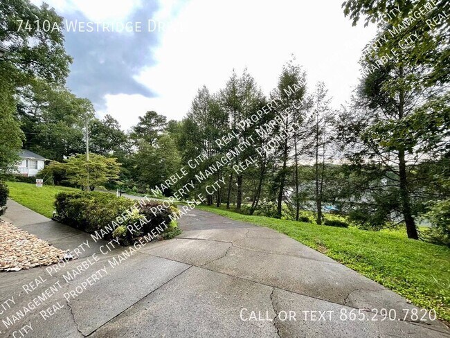 Building Photo - 7410 Westridge Dr