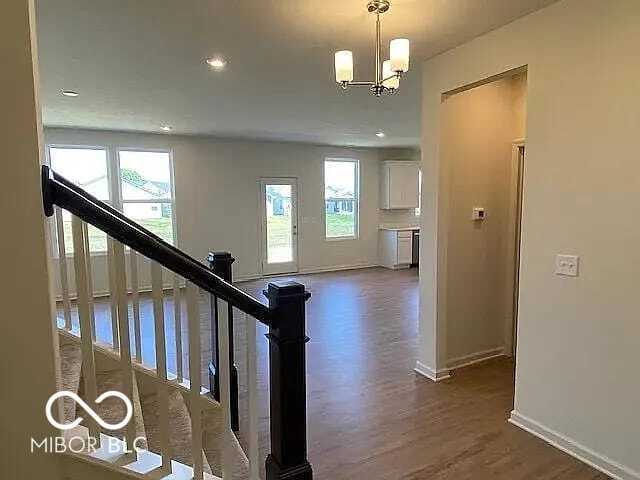 Building Photo - 4957 Oak Hl Dr