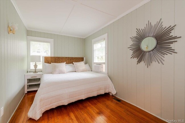 Building Photo - 100 W Shore Dr