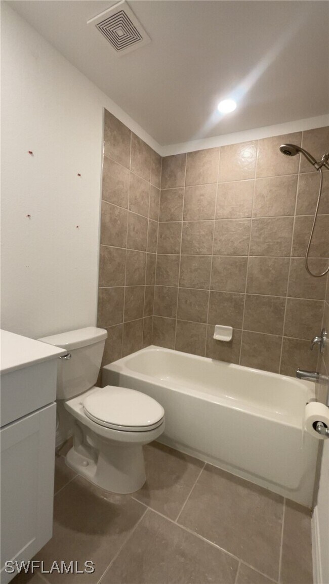 Building Photo - 14195 Oviedo Pl