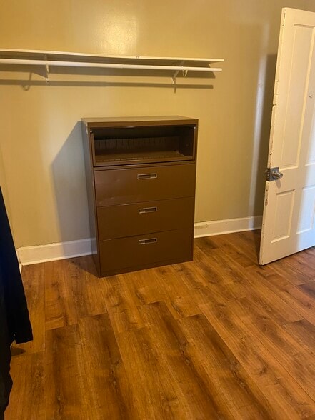 Bedroom - 37 E Main St