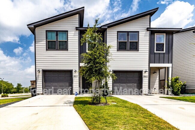 Building Photo - 3362 Northwestern Dr