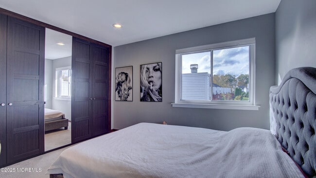 Building Photo - 141 Chestnut Way