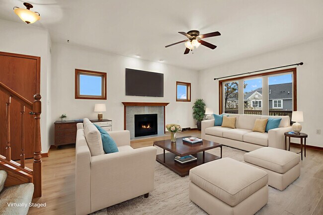 Primary Photo - 407 Century Oak Dr