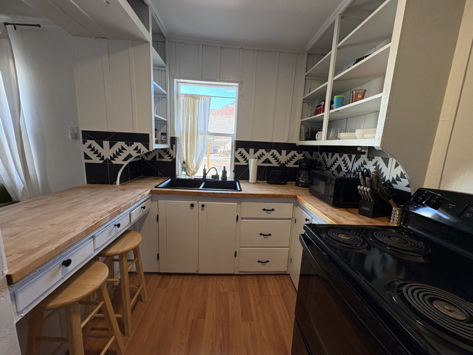 Building Photo - 169 E 100 N