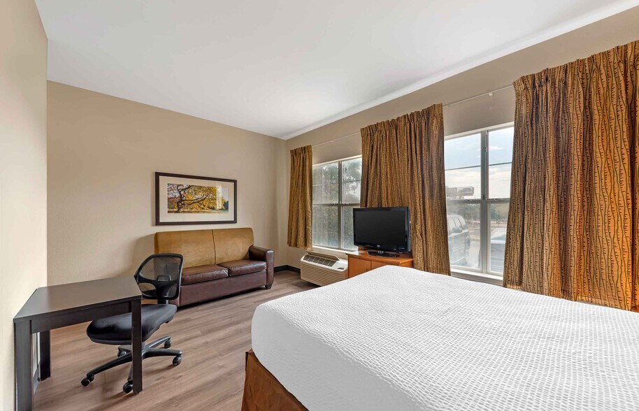 Building Photo - Furnished Studio-Austin - Northwest - Rese...