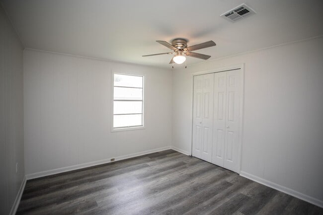 Building Photo - 408 Martin Luther King Jr Dr