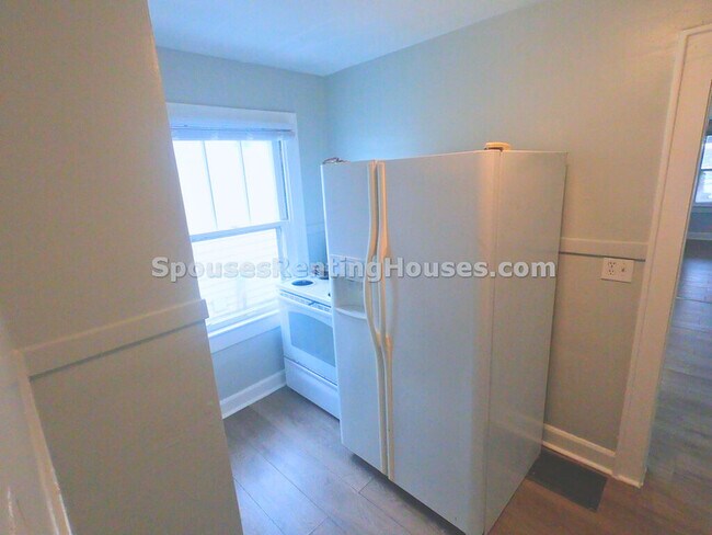 Building Photo - 925 N Grant Ave