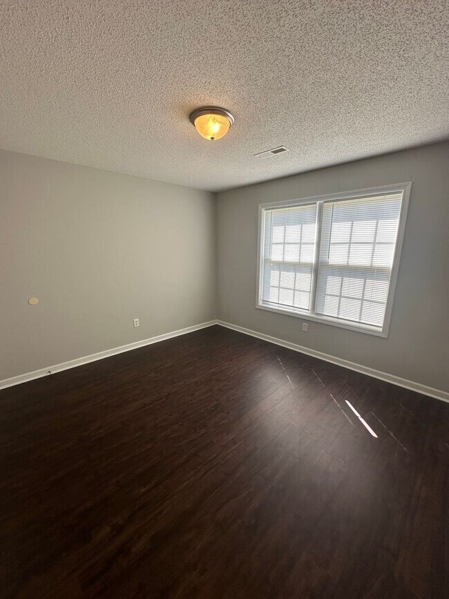Building Photo - Wintergreen Subdivision