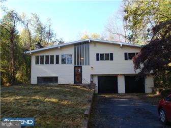 Building Photo - 1379 N River Rd