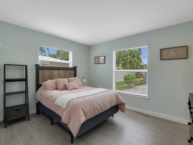 Building Photo - 606 Conn Way