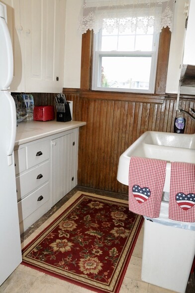 Building Photo - 54 Walley St