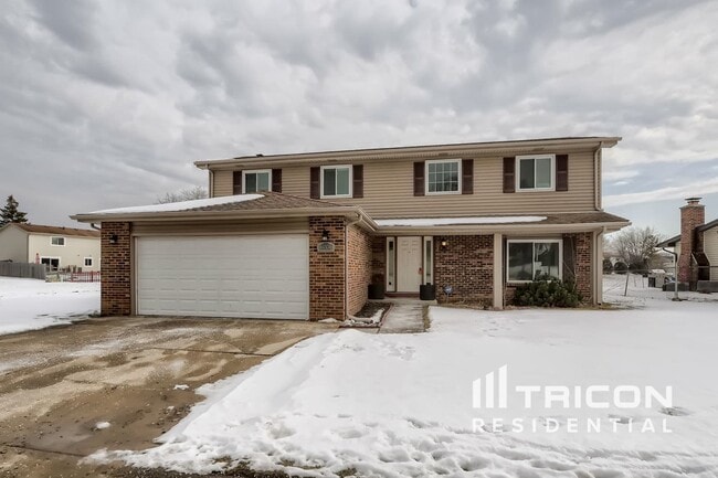Building Photo - 6701 Foxtree Ave