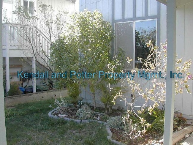 Building Photo - Great 3 Bedroom La Selva Beach House With ...