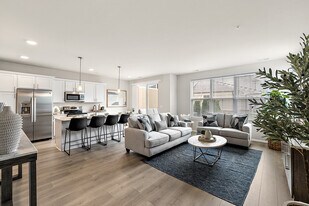 Building Photo - Parkways of Auburn Hills