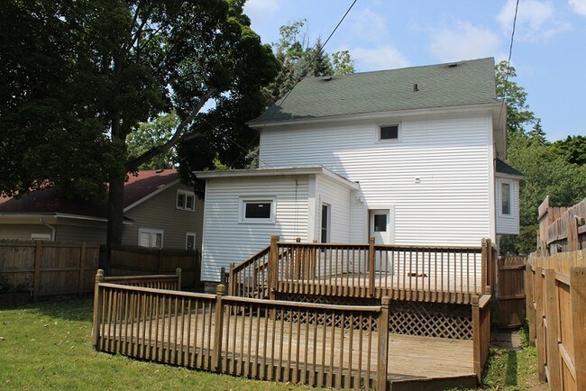 Building Photo - 306 Ball Park Blvd NW