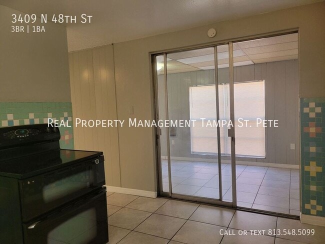 Building Photo - 3409 N 48th St