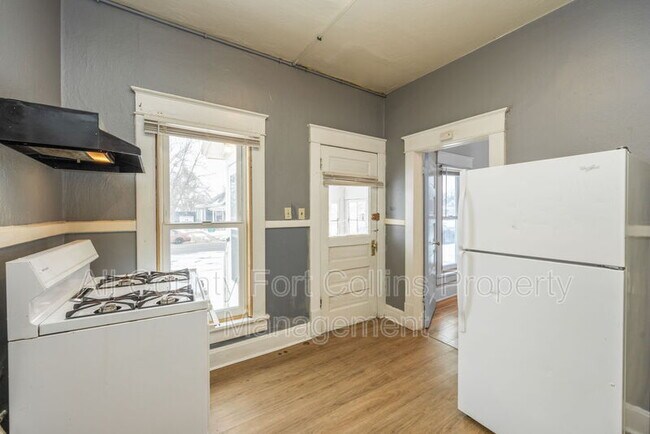 Building Photo - 1202 14th Ave