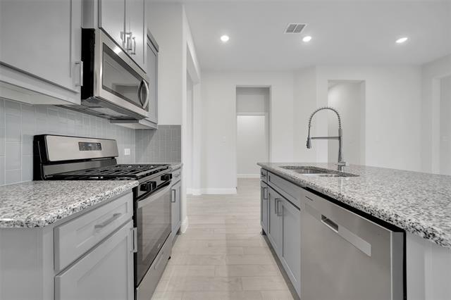 Building Photo - 3005 Bellatrino Cir