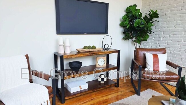 Building Photo - 169 Sunapee St