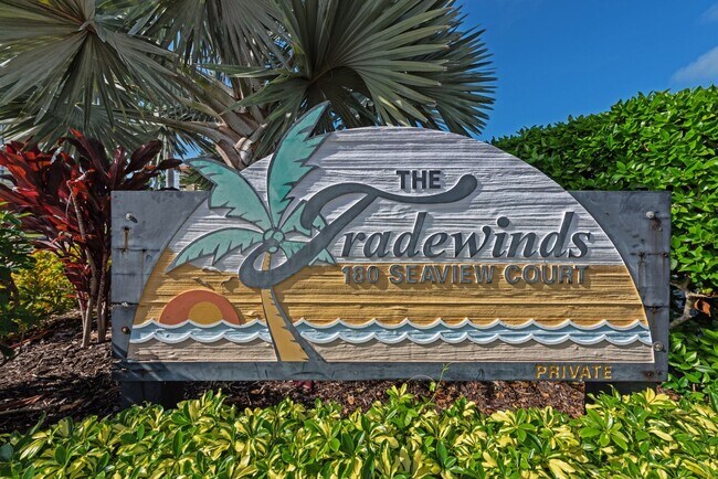 Building Photo - Get your Toes in the Sand at this Fully Furnished One Bedroom Beachfront Condo-Start June 1-2026