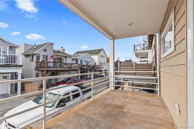 Building Photo - 40 New Hampshire St