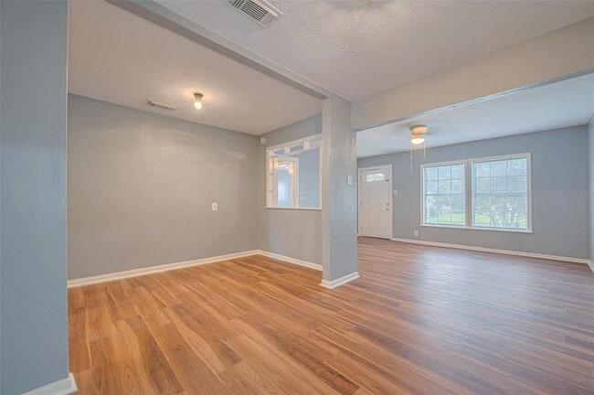 Building Photo - 6527 Kernel St