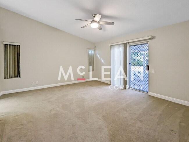 Building Photo - Four Bedroom Oasis - With Solar!