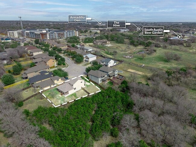 Building Photo - 10824 Dinah Dr