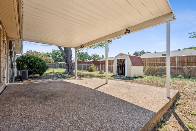 Building Photo - 540 Oldbridge Dr