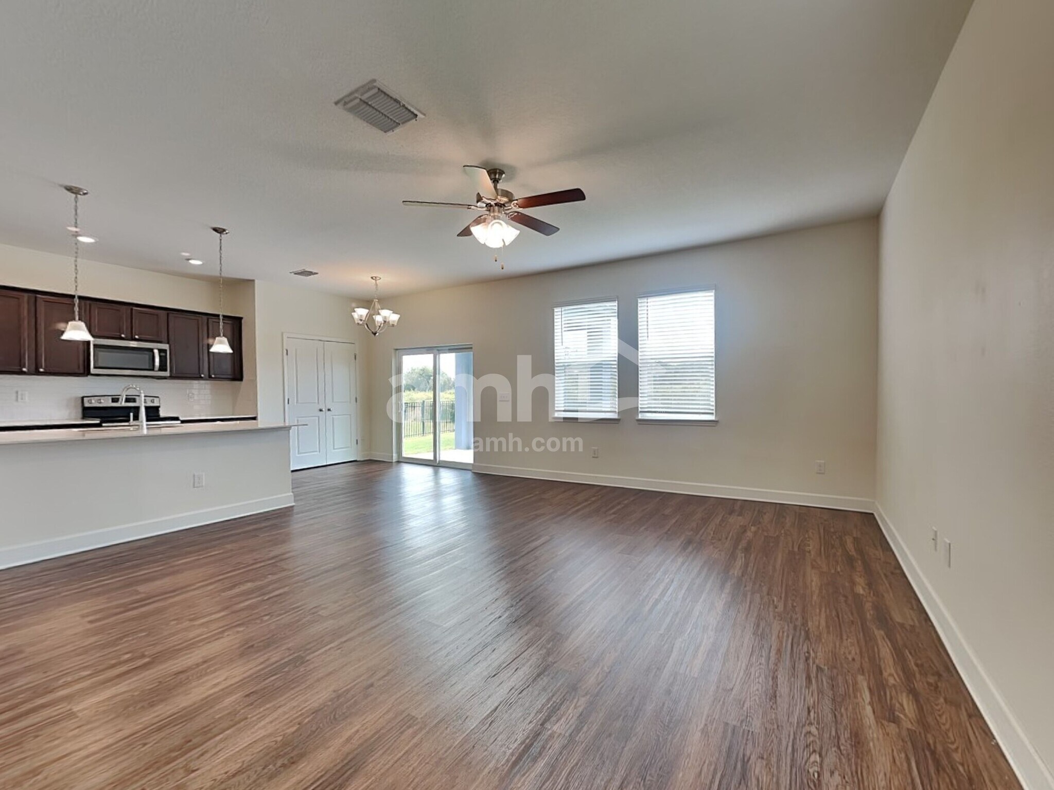 Building Photo - 1039 Walden Pond Dr