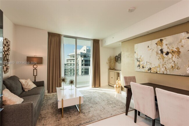 Building Photo - 1080 Brickell Ave