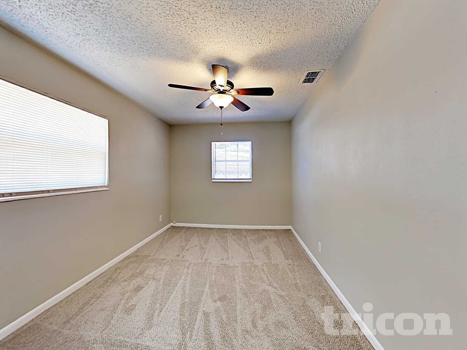 Building Photo - 6001 Crestridge Rd