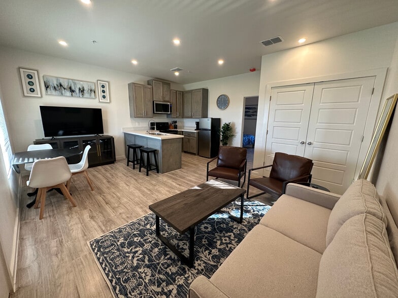 The International Apartments 418 International Blvd Laredo TX 78045 Apartment Finder