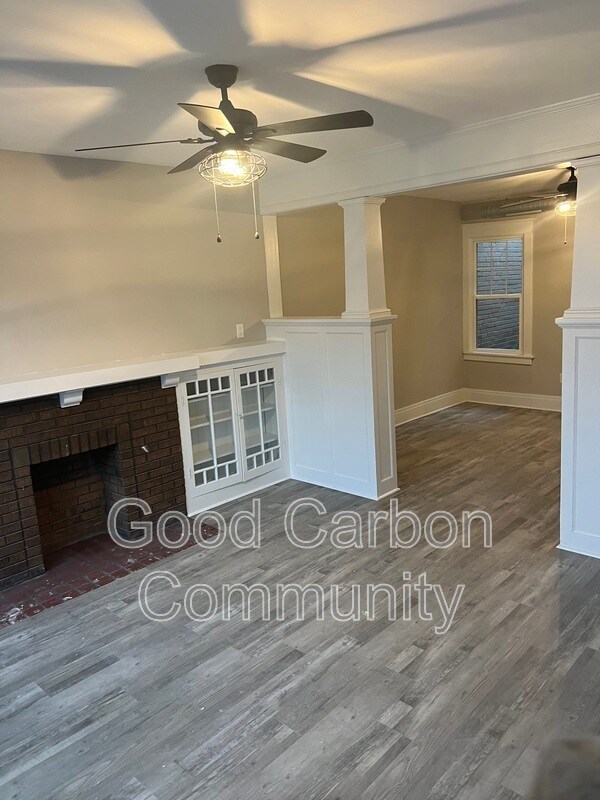 Building Photo - 1378 Hertel Ave