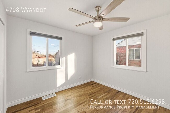 Building Photo - 4708 Wyandot St