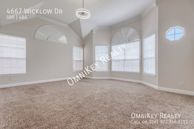 Building Photo - 4667 Wicklow Dr