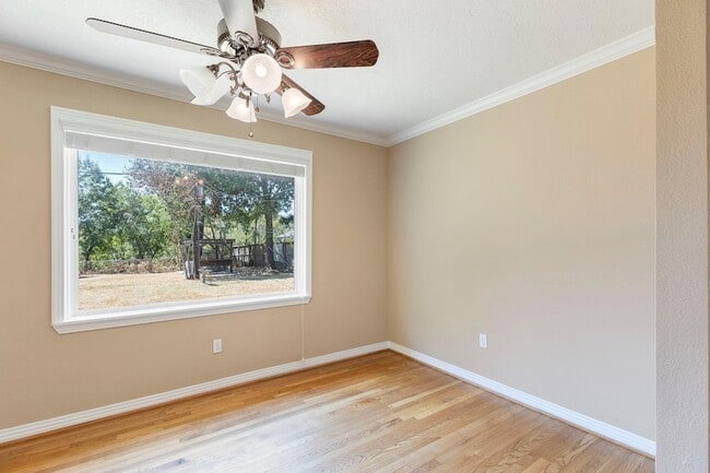 Building Photo - 1802 Turnpike Rd