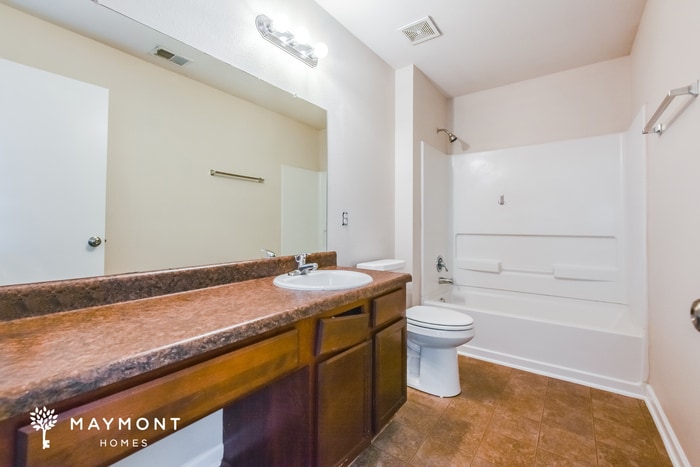 Building Photo - 122 David Barnes Dr