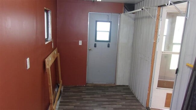 Building Photo - 9941 SW 102nd Ln